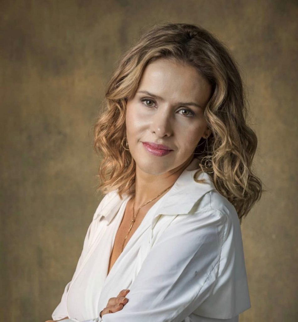 Leona Cavalli - Belabelinha